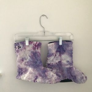 Purple triple flip slippers